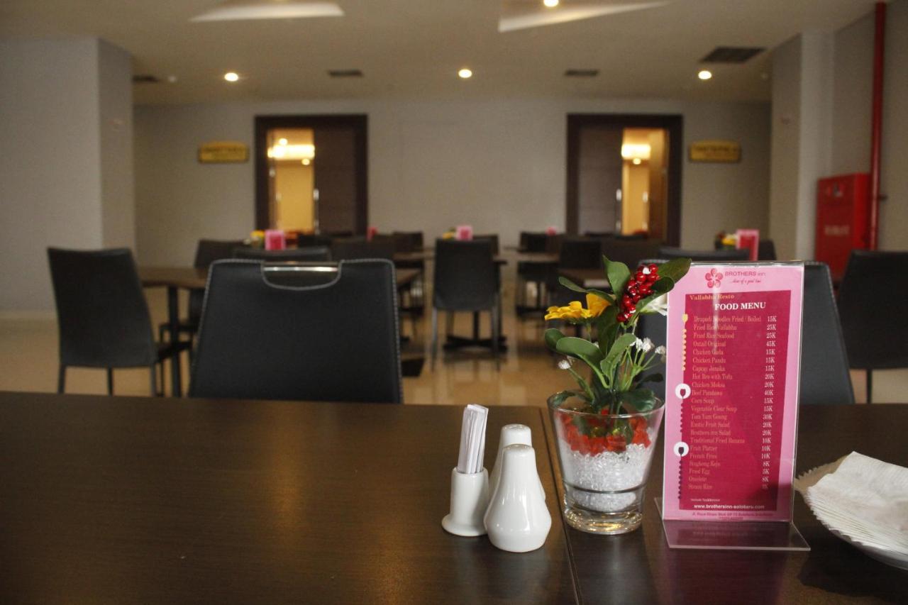 Brothers Inn Sukoharjo Dış mekan fotoğraf