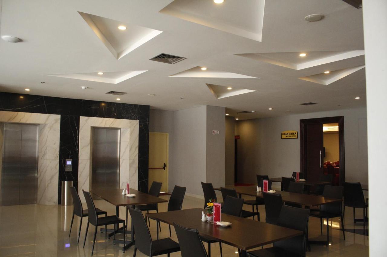 Brothers Inn Sukoharjo Dış mekan fotoğraf