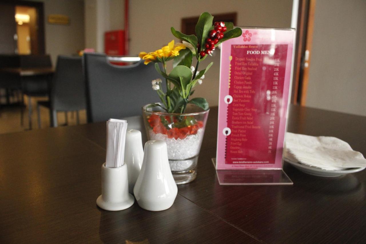 Brothers Inn Sukoharjo Dış mekan fotoğraf